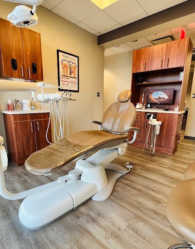 Cosmetic dentist Gainesville - Awesome Smiles Dental Center 2 Featured image