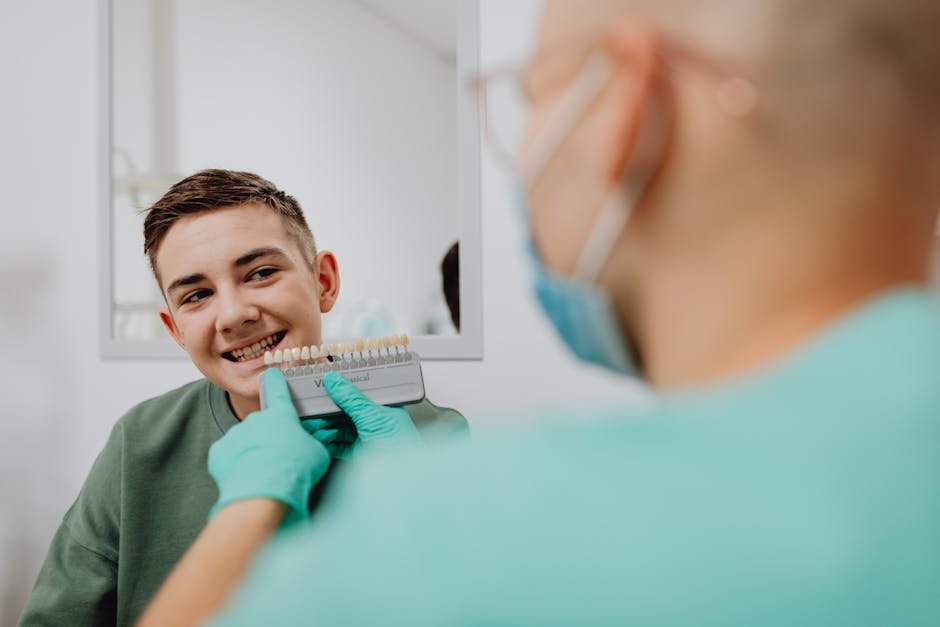 chipped tooth tips — Chipped Tooth Tips: What to Do Next Safely