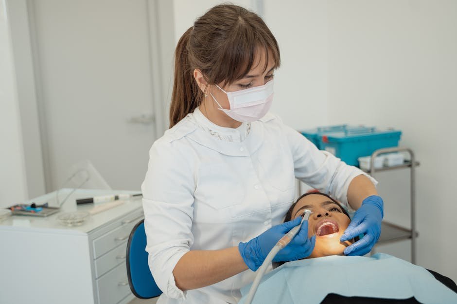 cracked tooth tips — Cracked Tooth Tips: First Aid & Repair Guidance